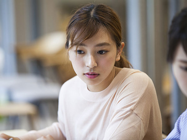 Women who work in the Office