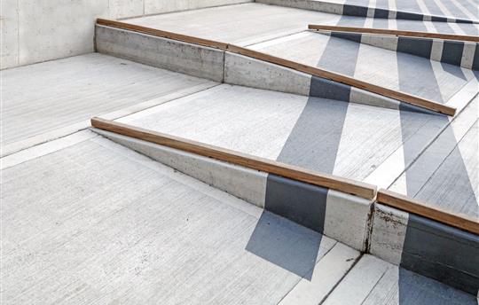 sidewalk ramp